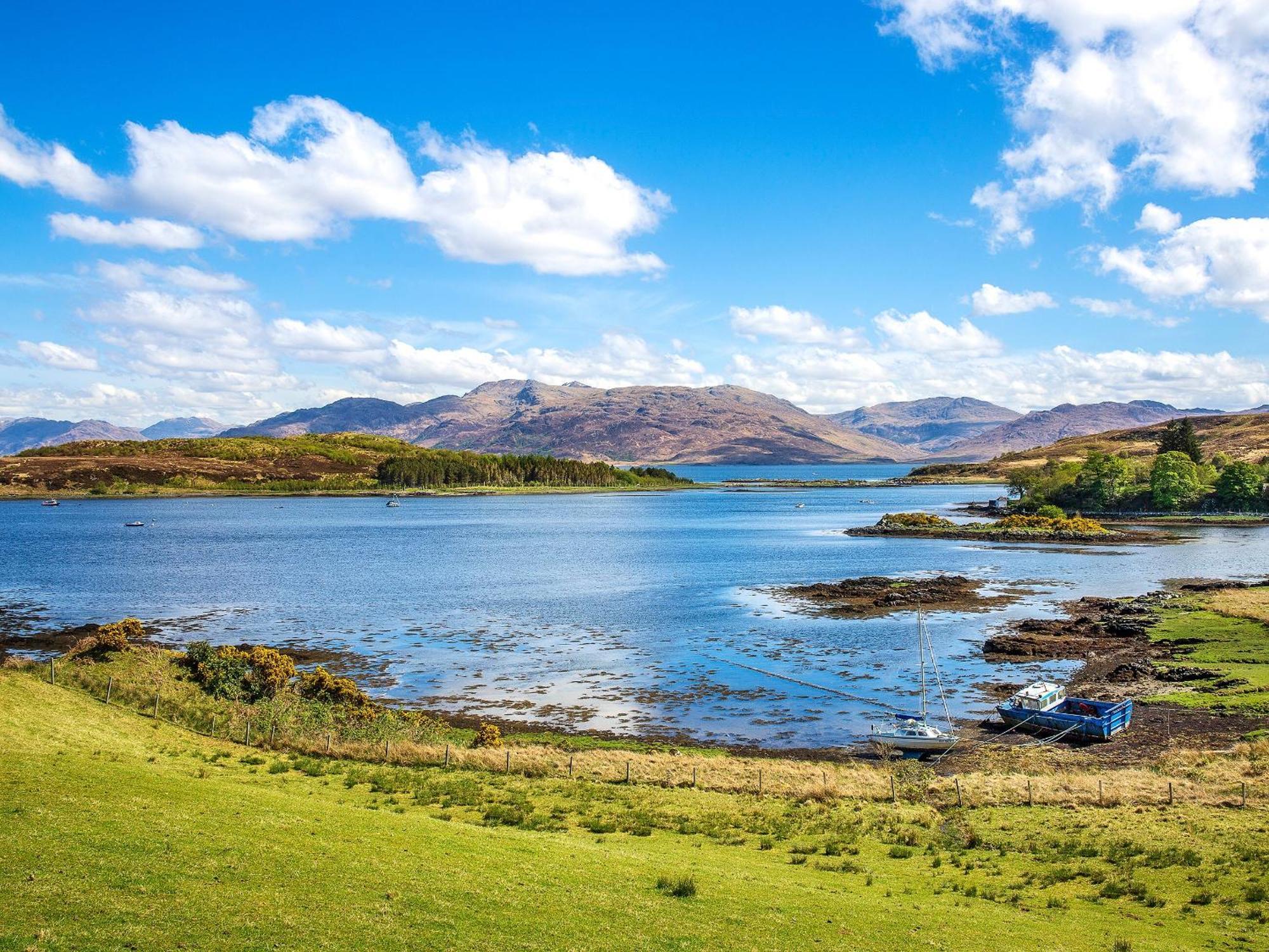 Brightwater Cottage Arnisdale ภายนอก รูปภาพ